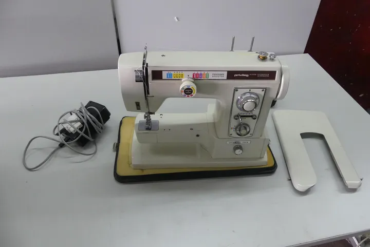Privileg Nähmaschine Modell: 865N